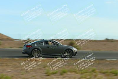 media/Jun-01-2025-CalClub SCCA (Sun) [[eae223c5dd]]/Group 1/Track Event 5/